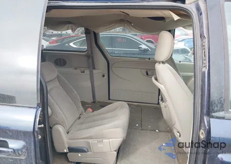 2005 Chrysler Town & Country Lx z USA, uszkodzony, nr VIN 2C4GP44R25R160940